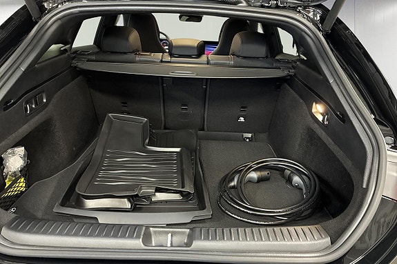 Mercedes-Benz CLA250+ 13 of 20