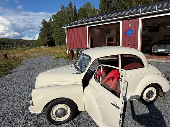Morris Minor 5 of 18