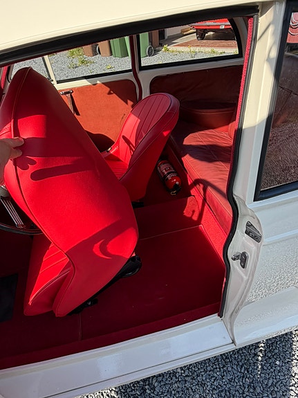 Morris Minor 10 of 18