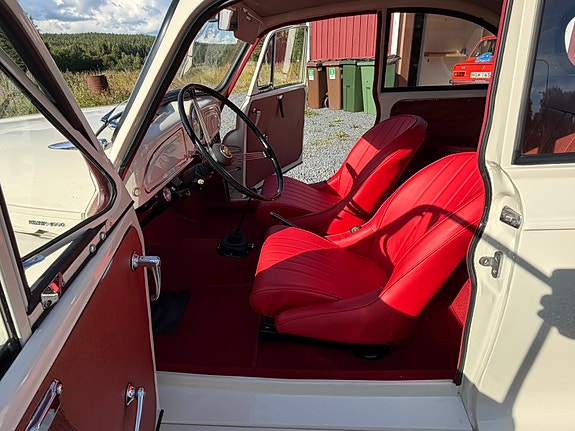 Morris Minor 6 of 18