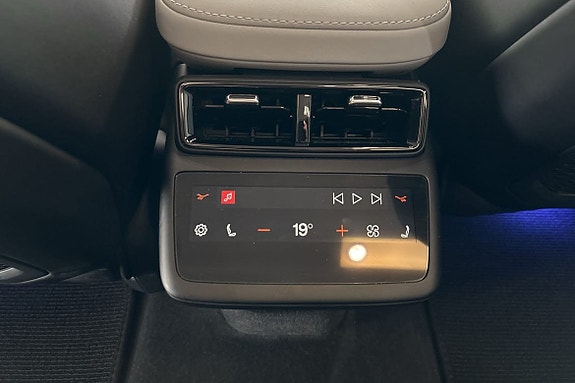 Polestar 4 20 of 30