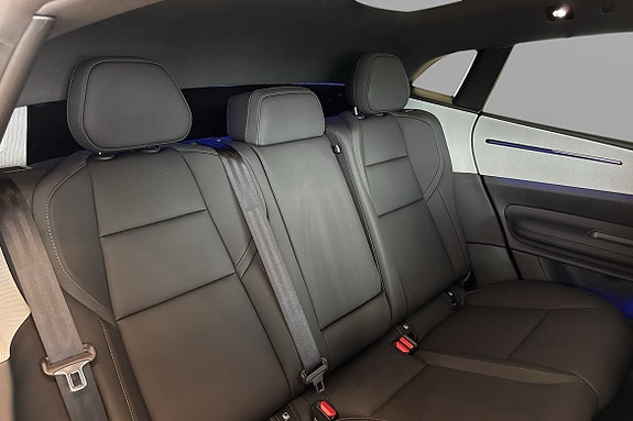 Polestar 4 15 of 30