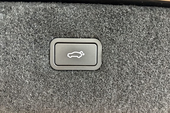 Polestar 4 21 of 30
