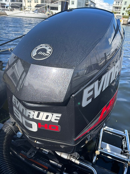 BRIG 570 2020, Evinrude e-tec 90 hk HO 2 of 5
