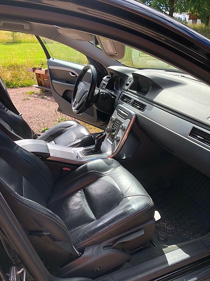 Volvo V70 6 of 6