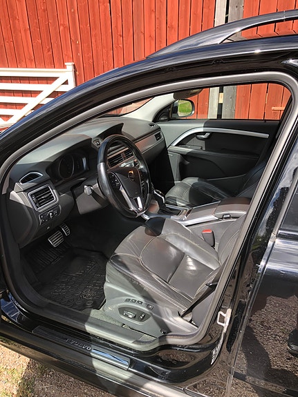 Volvo V70 5 of 6