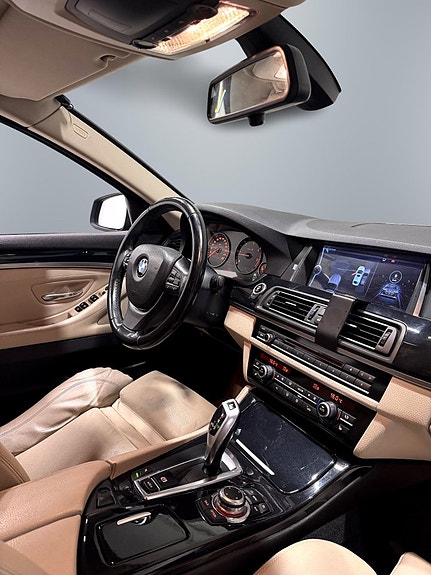 BMW 520d 14 of 26