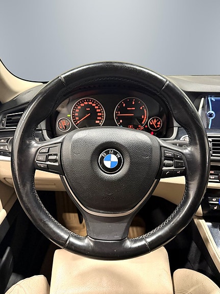 BMW 520d 20 of 26