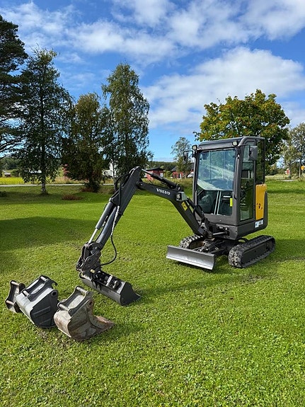 Volvo EC18D minigrävare med vagn 239.000:- 3 of 12