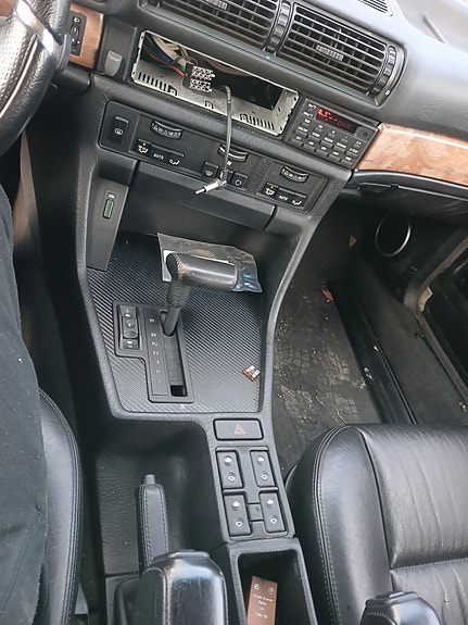 BMW 735i 12 of 13