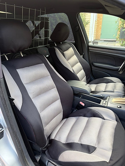 BMW 320i 6 of 9