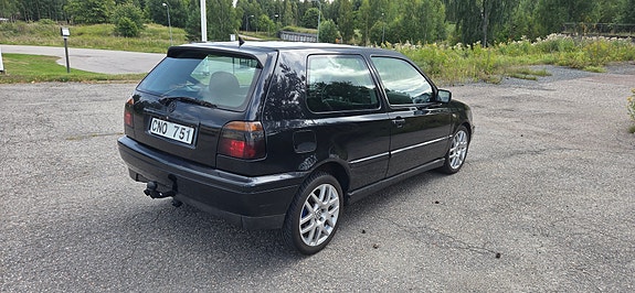 Volkswagen Golf III 3 of 10