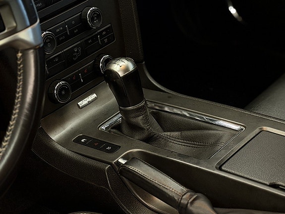 Ford Mustang 27 of 27