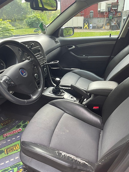 Saab 9-3 8 of 22