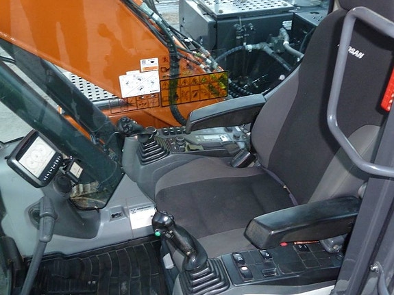 Doosan DX140LC-5 6 of 17