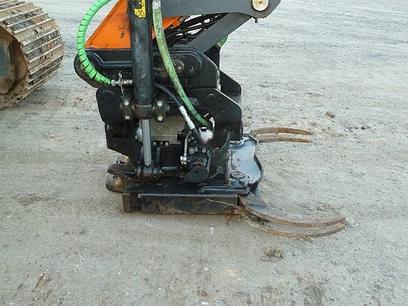Doosan DX140LC-5 13 of 17