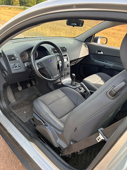 Volvo C30 3 of 4