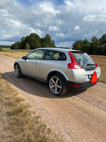 Volvo C30 2 of 4