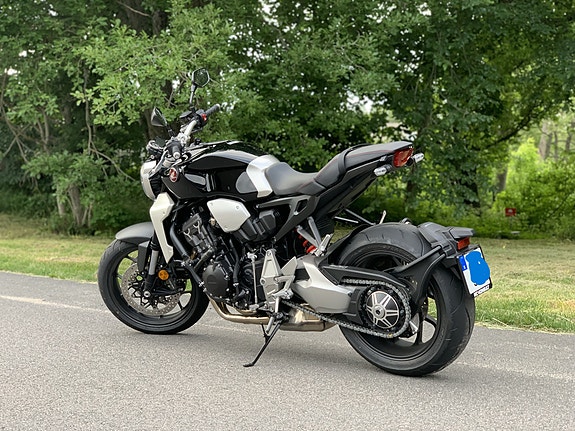 Honda CB1000R 2 of 3