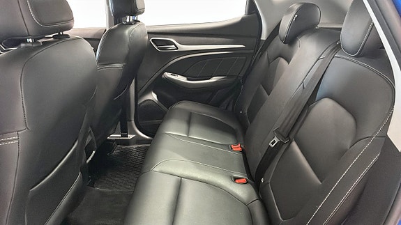 MG ZS EV 5 of 9