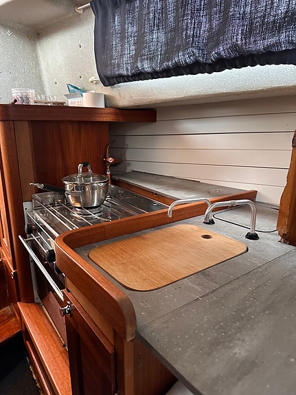 Albin 25 De Lux 1974 11 of 14