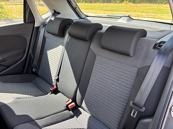 Volkswagen Polo 8 of 9