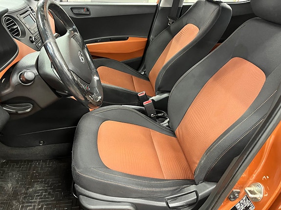 Hyundai i10 15 of 21