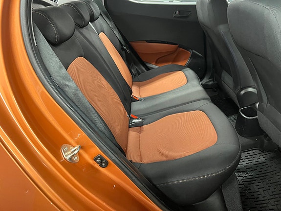 Hyundai i10 12 of 21
