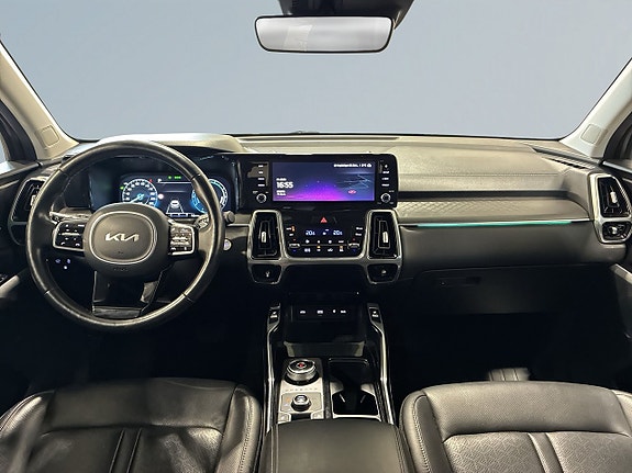 Kia Sorento 8 of 27