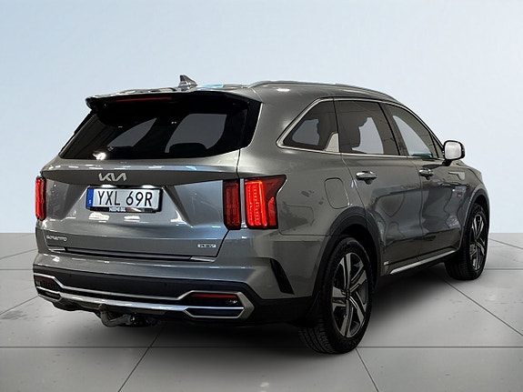 Kia Sorento 5 of 27