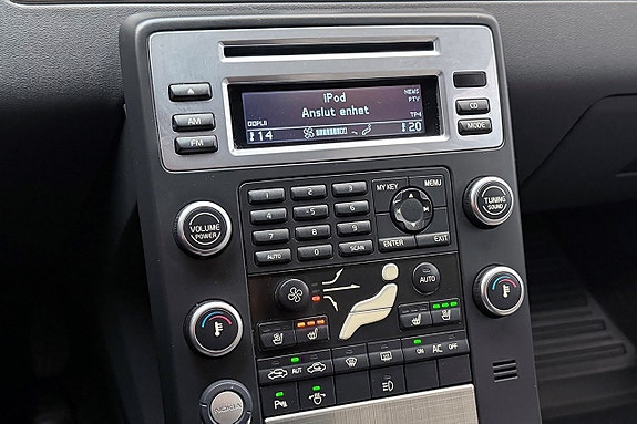 Volvo V70 22 of 29