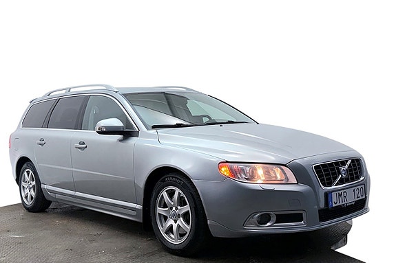 Volvo V70 4 of 29