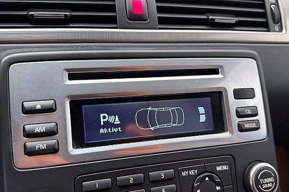 Volvo V70 23 of 29