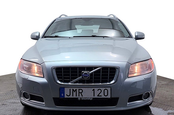 Volvo V70 3 of 29