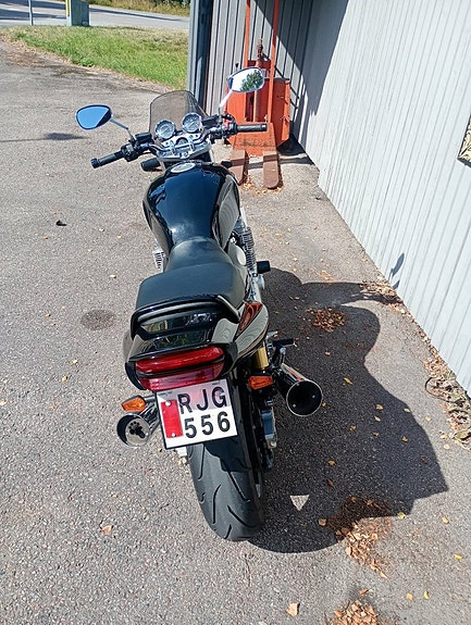 Yamaha XJR1300 1.3 8 of 8