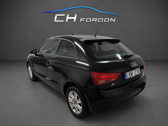 Audi A1 2 of 5
