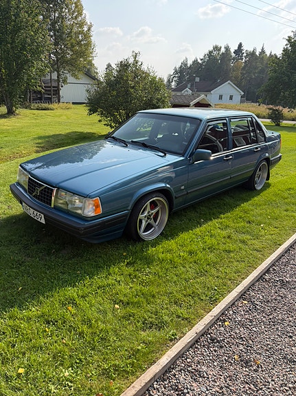 Volvo 940 2 of 7