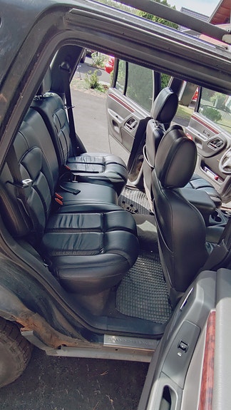 Jeep Grand Cherokee 9 of 10