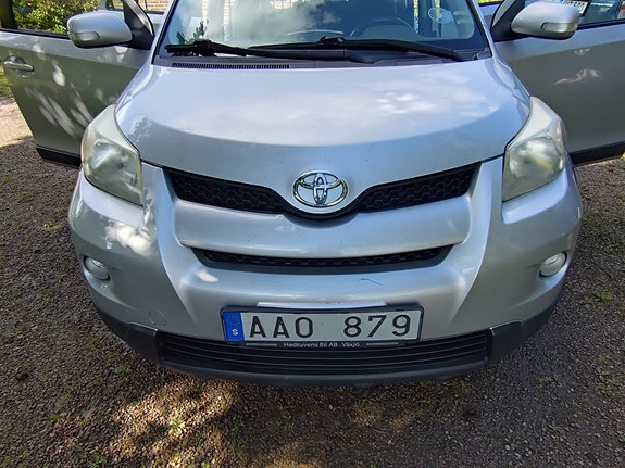 Toyota Urban Cruiser 4 of 7