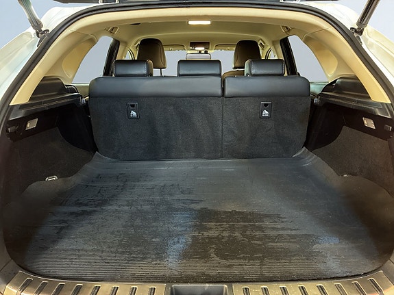 Lexus NX450h+ 12 of 21