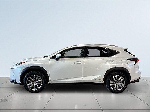 Lexus NX450h+ 4 of 21