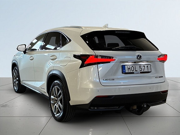 Lexus NX450h+ 5 of 21