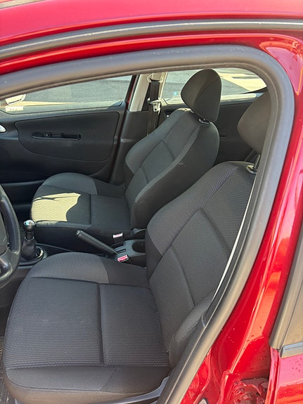 Peugeot 207 4 of 4