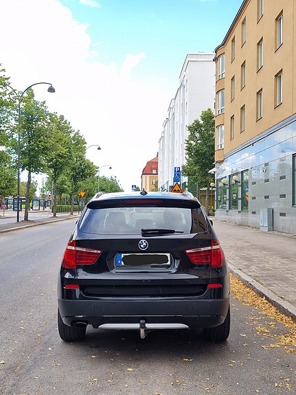 BMW X3 3 of 9