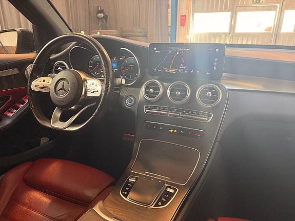 Mercedes-Benz GLC400 d 9 of 15