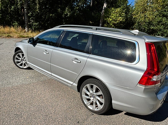 Volvo V70 5 of 10