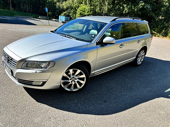 Volvo V70 6 of 10