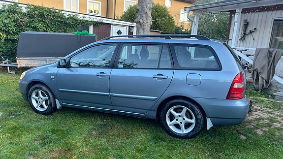 Toyota Corolla 7 of 7