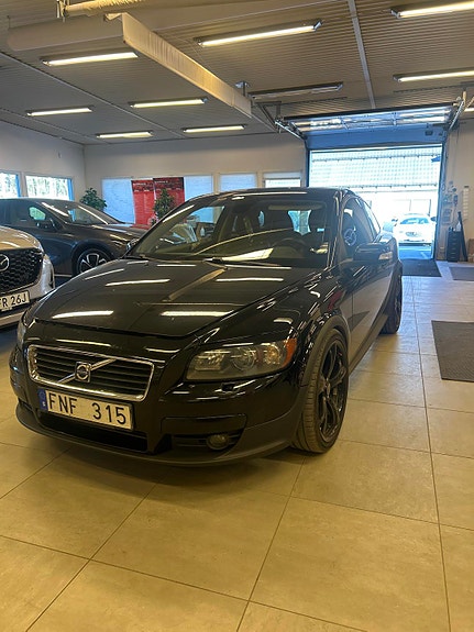 Volvo C30 2 of 12