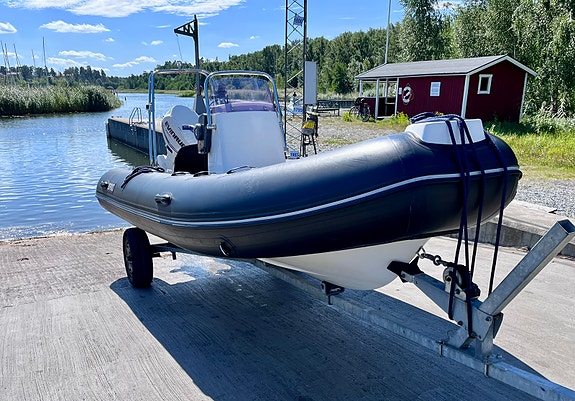 Brig Falcon 450 L 2 of 8